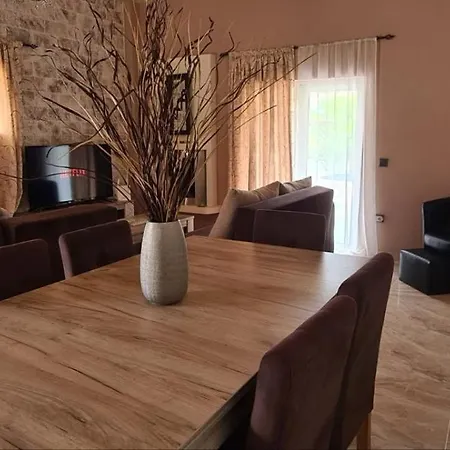 Antigonh Countryside !i