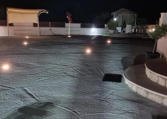 Antigonh Countryside !i וילה